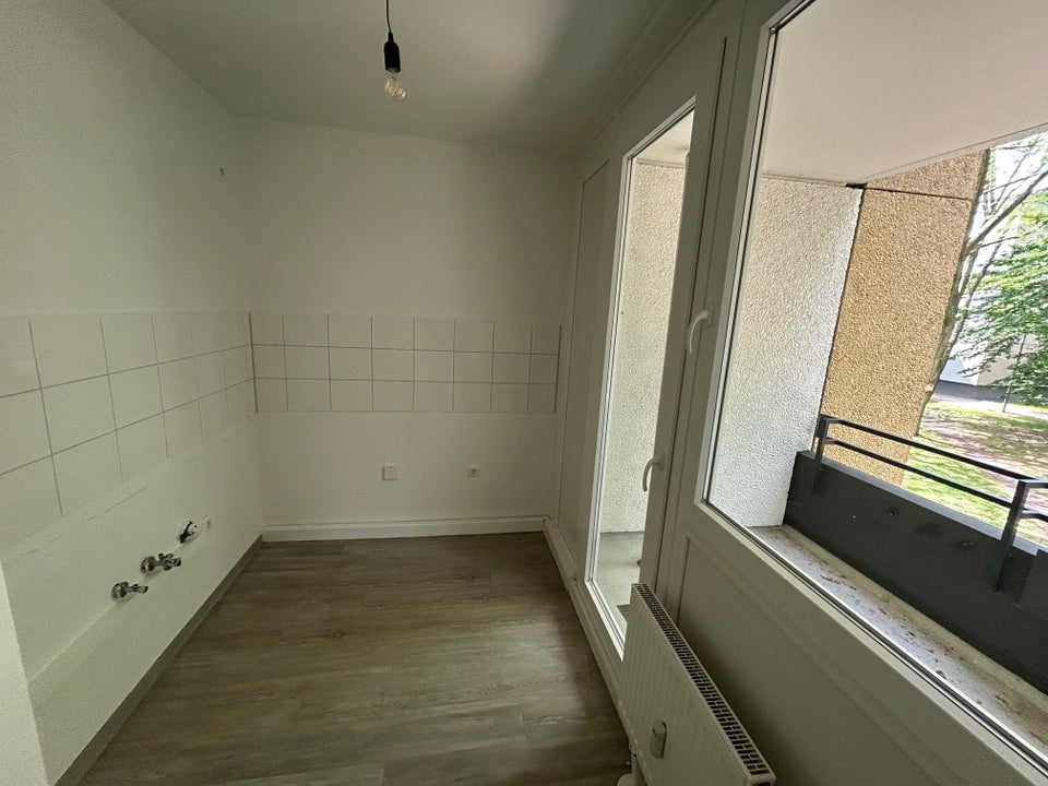 1-Zimmer-Appartment mit Wand und Bodenbelag - Photo 2