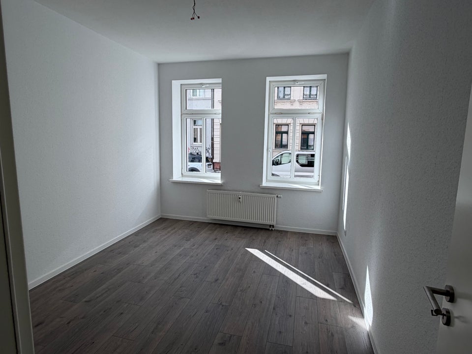 helle 2 Zimmer Wohnung mit Balkon und Einbauküche in Leipzig Lindenau - Foto 4
