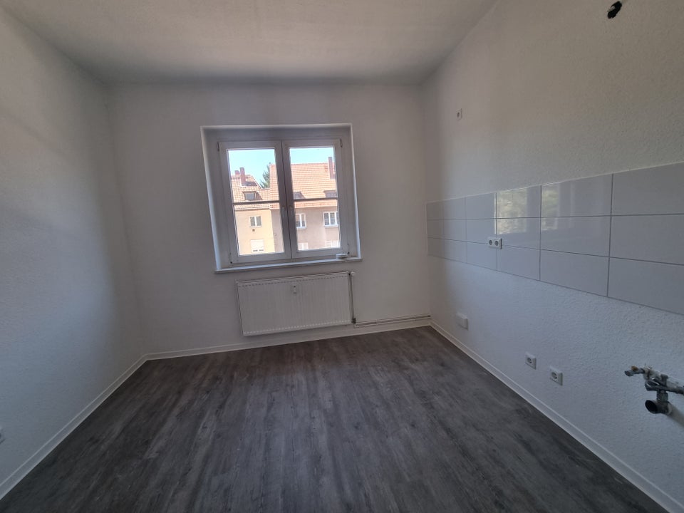 Wohnung wird gerade saniert! - Foto 2
