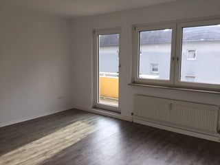 In beliebter Lage wohnen! 4-Zimmer-Wohnung - Foto 1
