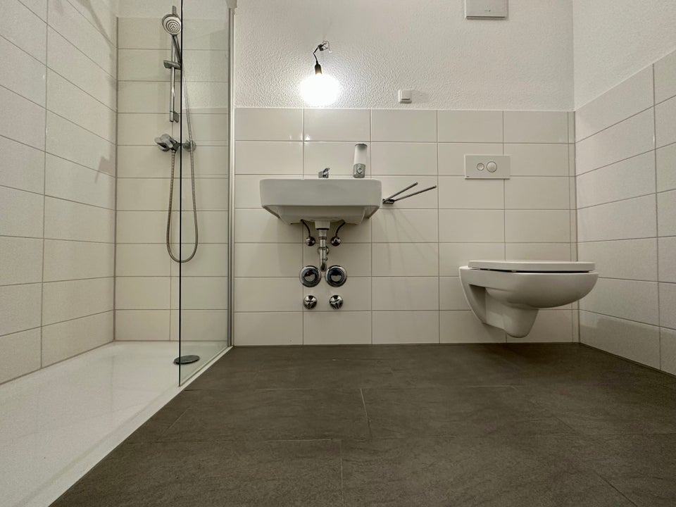 Einmalig schönes Duschbad lädt zum verweilen ein - Foto 5