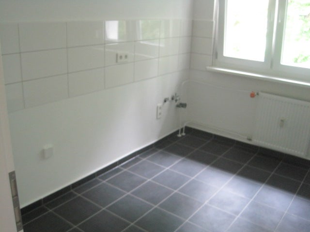 Zentrale Lage! Sanierte/Renovierte 2-Zimmer-Wohnung Anmietung ab 15.11.2026 - Foto 3