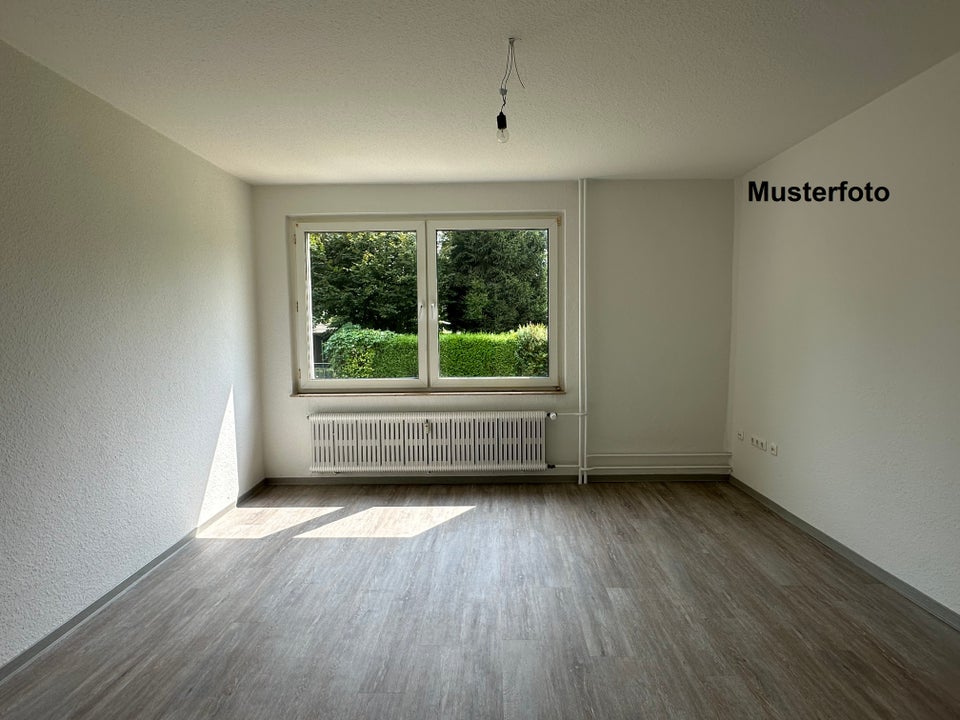 tolle, zentrale 2-Zimmer-Wohnung in modernisiertem Haus - Photo 1