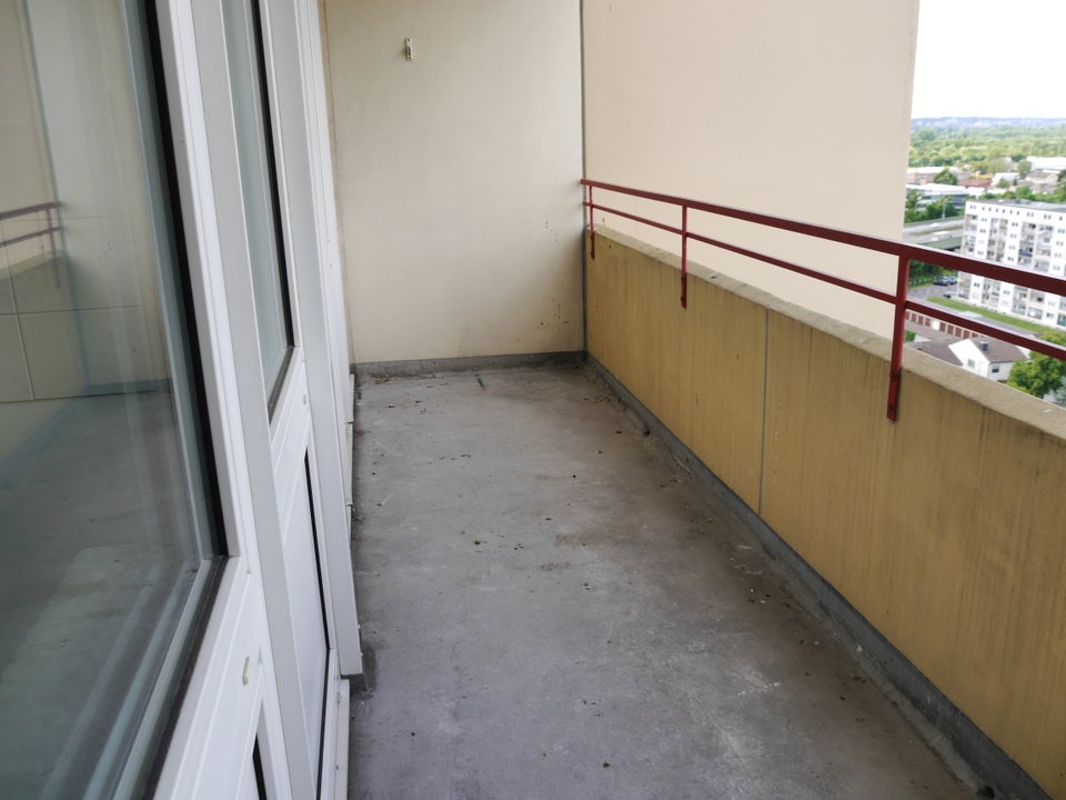 Schöne 2-Zimmer-Wohnung mit Skyline-Blick in Maintal-Bischofsheim zu vermieten - Foto 4