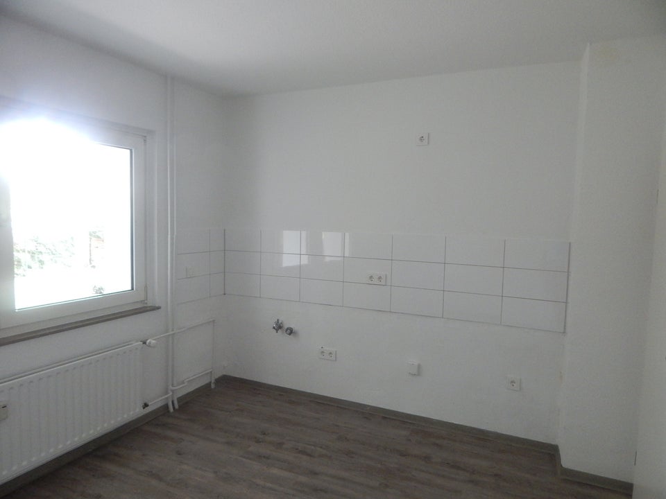 Sofort verfügbar - 2 Zimmer Wohnung mit kl. Terasse - Photo 3