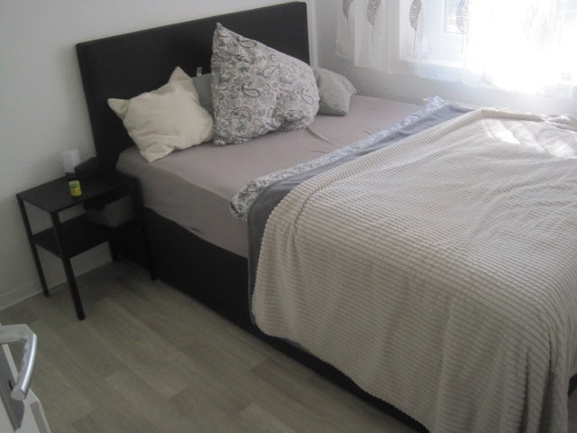Top! 1,5 Zimmer Wohnung mit Balkon in Stadtlage - Foto 1