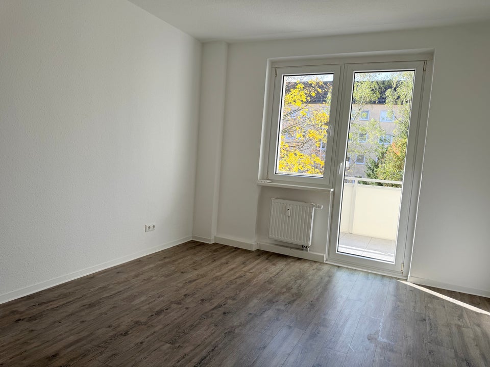 2-Zimmer-Wohnung mit Balkon im Grünen - Photo 1