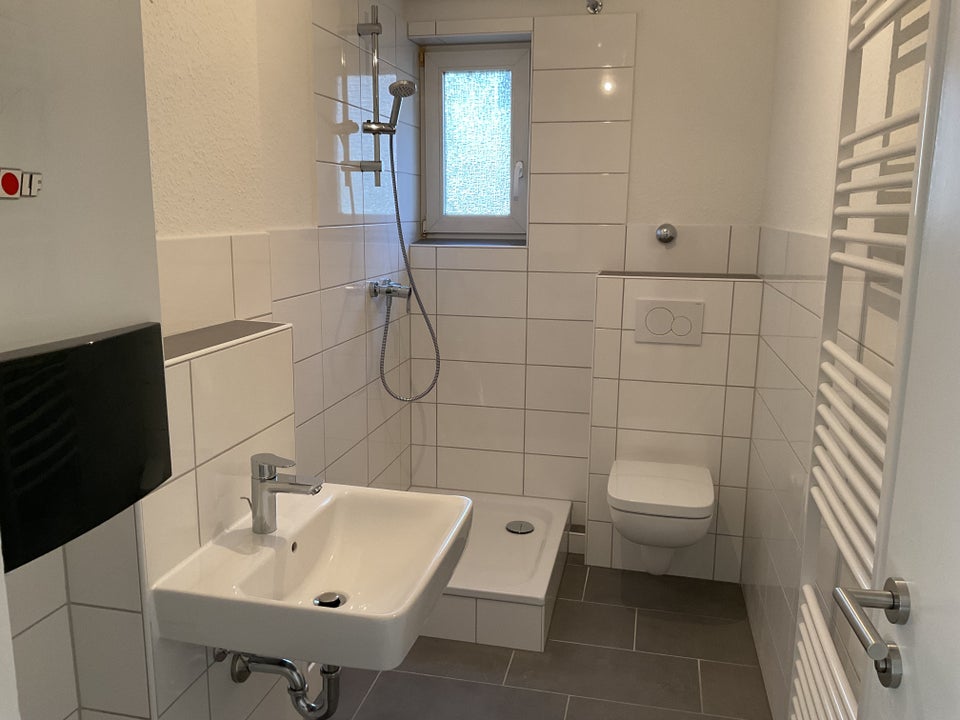 Etwas besonderes: weitläufige 3-Zimmer-Wohnung - Photo 3