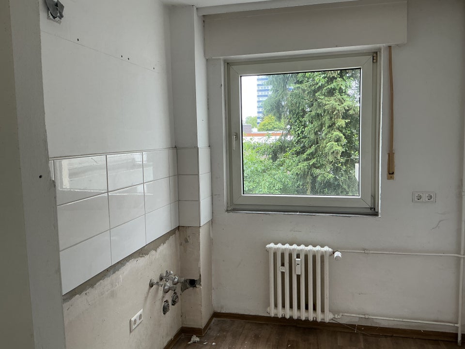 Schöne 2,5-Zimmer-Wohnung mit Tageslichtbad und Balkon in Neu-Isenburg zu vermieten - Foto 2