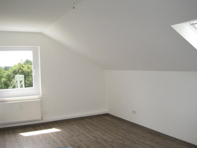 Gemütliche 2-Zimmer-Dachgeschoßwohnung im Stadteil Friedrichsfeld - Photo 4