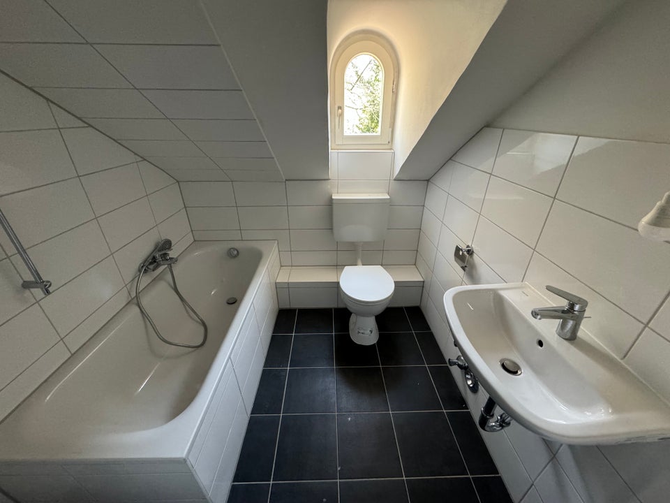 Singles aufgepasst! Sanierte 1-Zimmer Wohnung - Foto 1