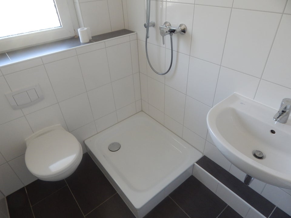 Frisch komplett renovierte 2 Raumwohnung sucht neue Mieter - Foto 2