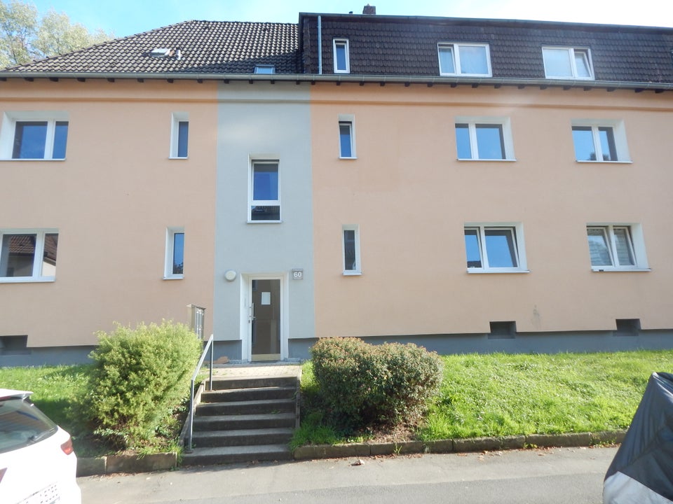 Bezugsfertige 2-Zimmer-Wonung in zentrumsnaher Lage! - Photo 3