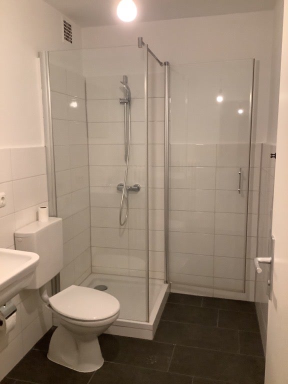 Einziehen und wohlfühlen: 2-Zimmer Wohnung im Hochparterre - Photo 2