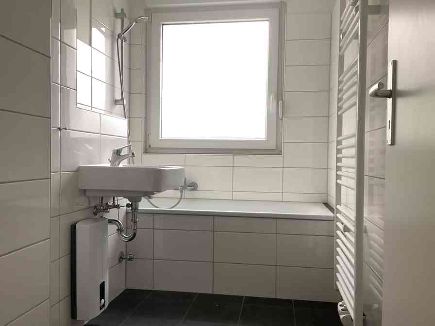 3 Zimmer-Wohnung mit Balkon im modernisierten Wohnhaus in Schildesche zu vermieten - Photo 3