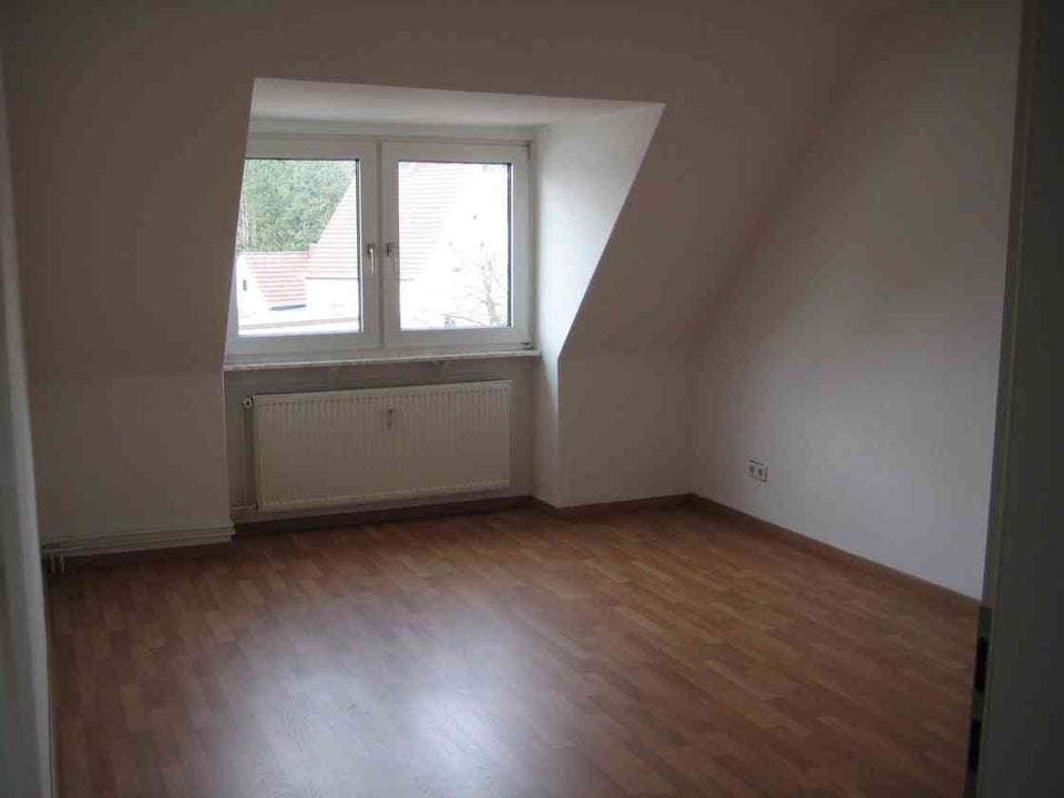 Lichtdurchflutete 2-Zimmer Wohnung im Dachgeschoss - Photo 3