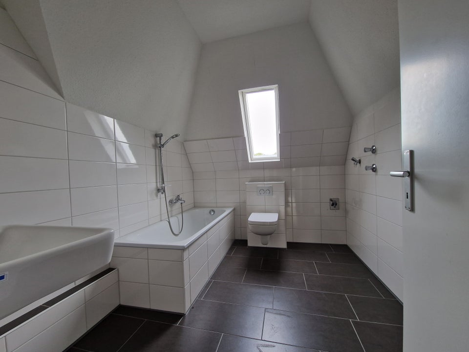 Top modernisierte 2 Zimmer Wohnung! - Photo 1
