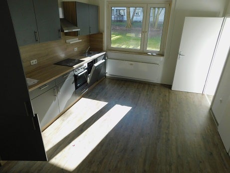 Großzügige 2 Zimmer Wohnung mit Wohnküche inkl. Einbauküche ! - Photo 1