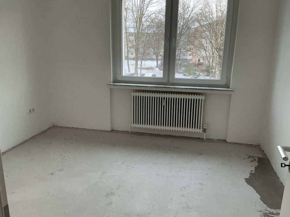Zuhause fühlen: weitläufige 3-Zimmer-Wohnung mit Balkon - Photo 5