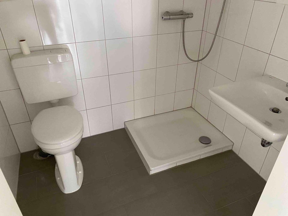 Eine bezugsfertige Wohnung ist für jeden komfortabel - schauen Sie es sich an! - Foto 1