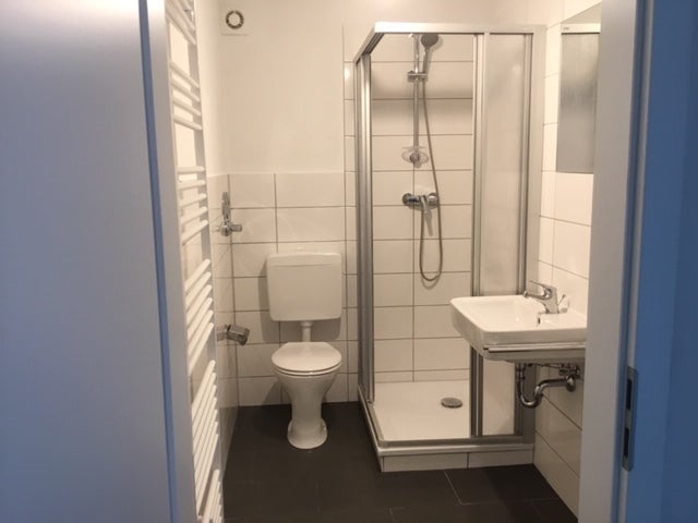 Nette Nachbarn gesucht: interessante 2-Zimmer-Wohnung - Photo 2