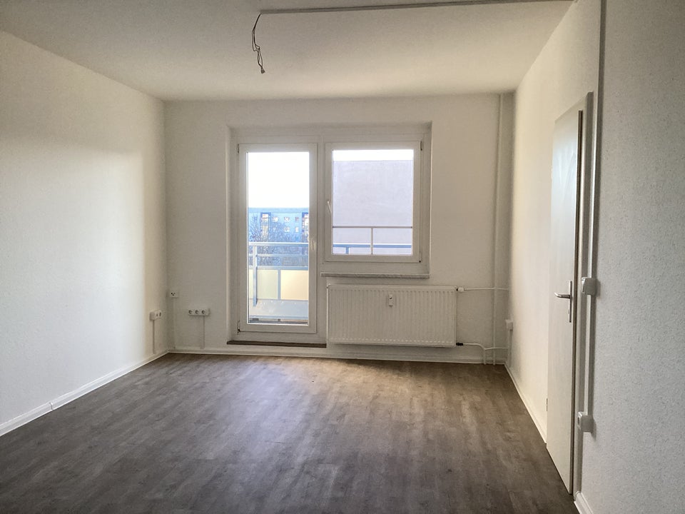 Renovierte 2 Zimmer Wohnung mit Balkon in der Nähe vom Kulkwitzer See! - Foto 1