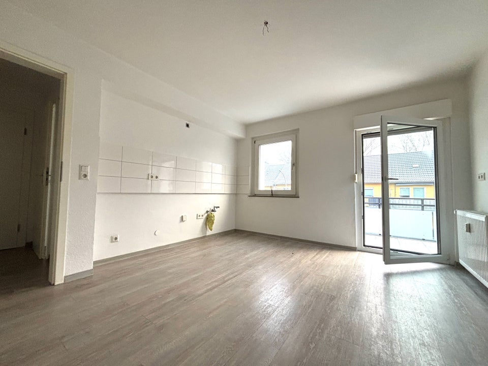 Gemütliche 2 Zimmer Wohnung mit Wohnküche und Balkon - Photo 1