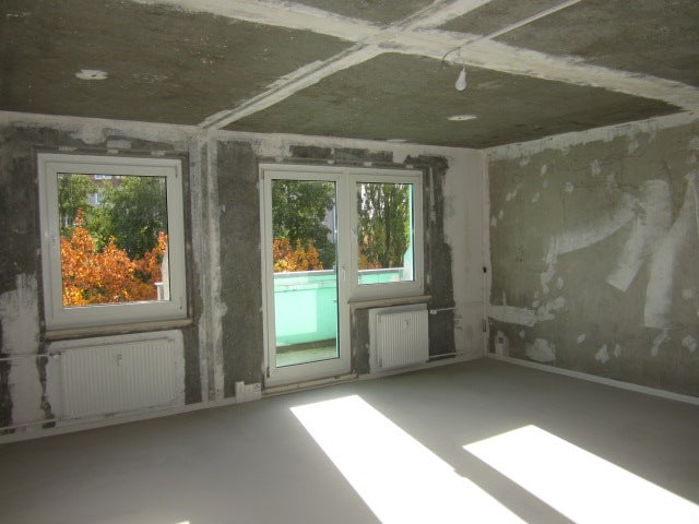großzügige, renovierungsbedürftigte 3 Zimmerwohnung mit sehr großem WZ, EBK bzw. komplett saniertem Duschbad - Photo 5