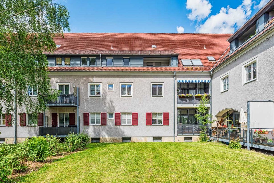 Schöne 2 Raum Wohnung in ruhiger Lage zuzüglich eines Stellplatzes ab Juni zu vermieten! Der Stellplatz ist separat anzumieten! - Photo 2