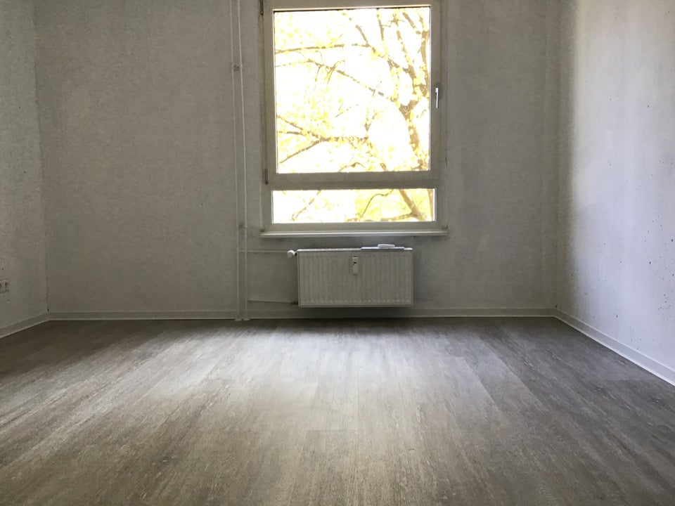 Für Ihre Familie: geräumige 3-Zimmer-Wohnung mit Balkon und Blick ins Grüne! - Photo 5