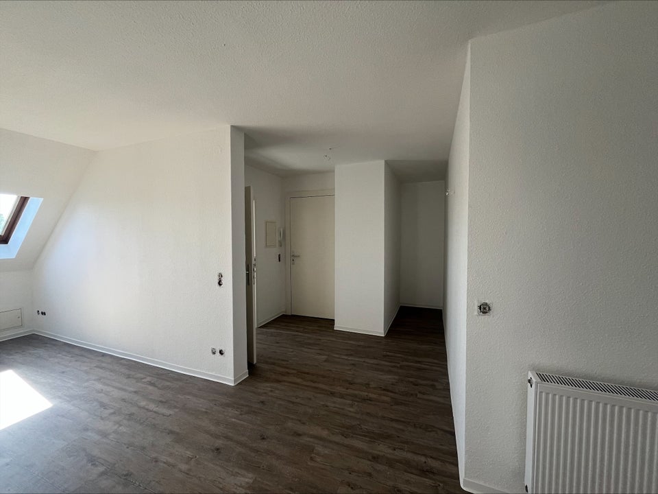 Helle und Dachgetschosswohnung - Foto 5