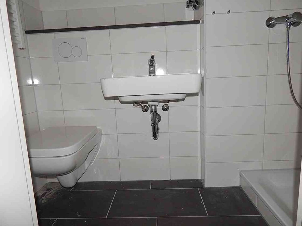 Gut geschnittene 1,5-Zi.-Wohnung mit Balkon und Dusche - Photo 2