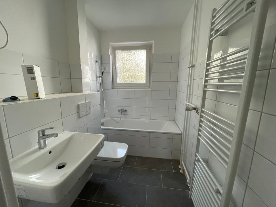 Sanierte 3-Zimmerwohnung mit Balkon - Foto 3