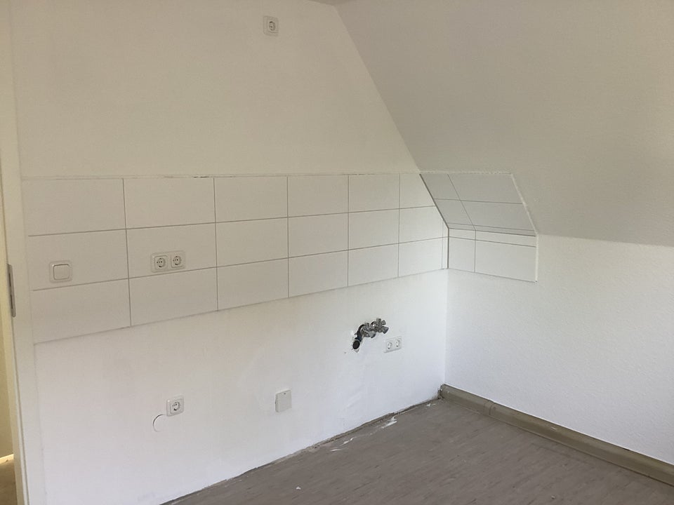 Schöner Wohnen in einer günstige 3-Zi.-Wohnung mit Ausblick - Foto 1