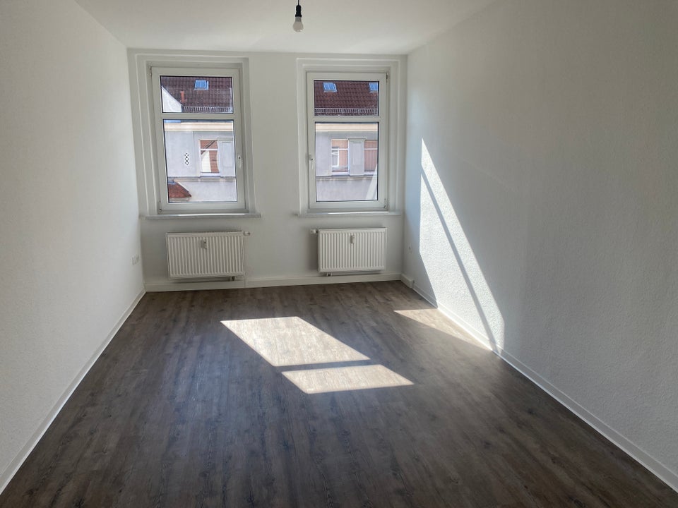 Ihre neue Wohnung: interessante 3-Zimmer-Wohnung - Photo 2