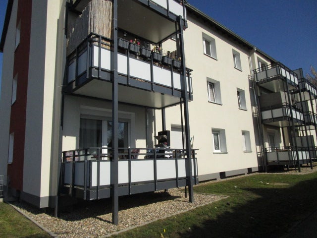 Herzlich Willkommen im frisch renovierten Zuhause! - Photo 1