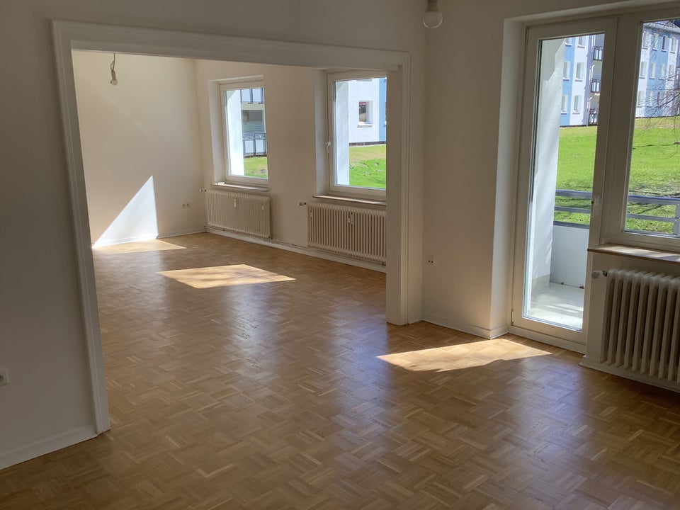 Nimm mich! Interessante 4-Zimmer-Wohnung - Foto 1