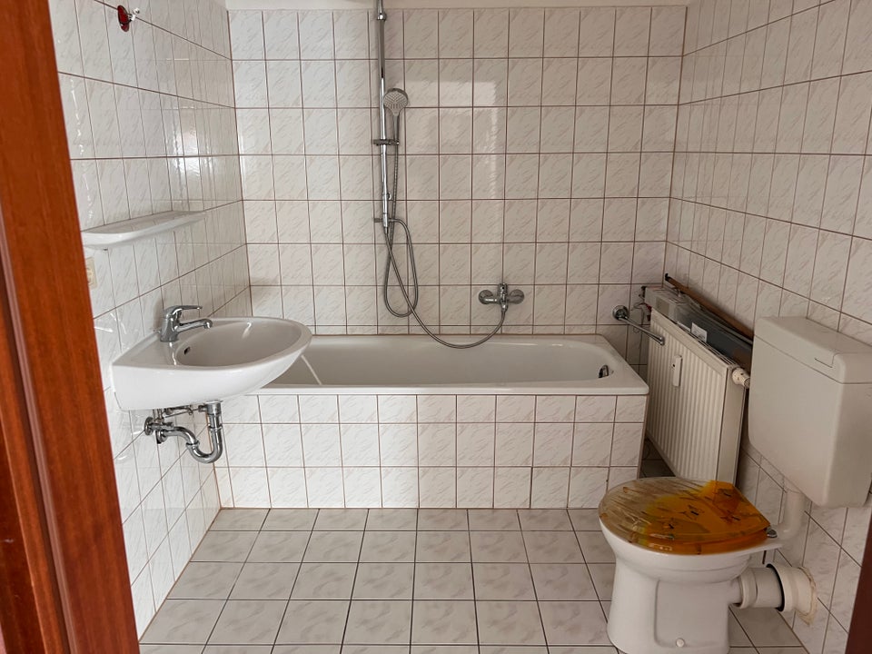 Leipzig Leutzsch- 3 Zimmer Dachgeschoss Wohnung - Photo 2
