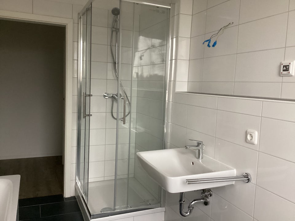 2 Zimmer, Küche, Bad - einziehen und wohlfühlen! - Foto 5