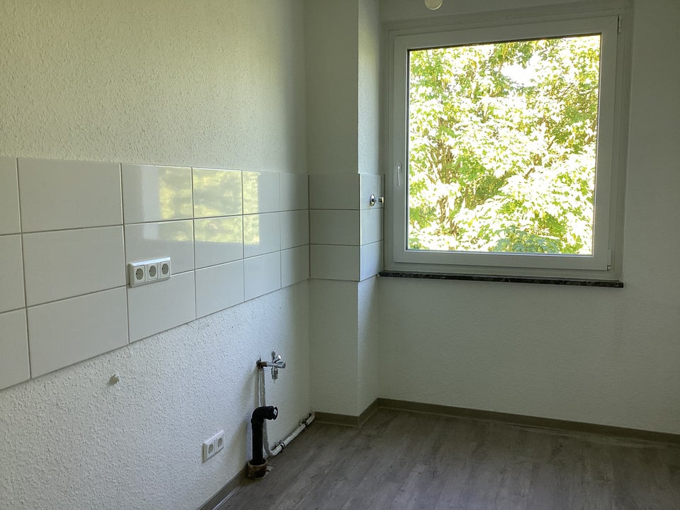 Mitten im Grünen! Schöne 3-Zimmer Wohnung mit Balkon - Photo 1
