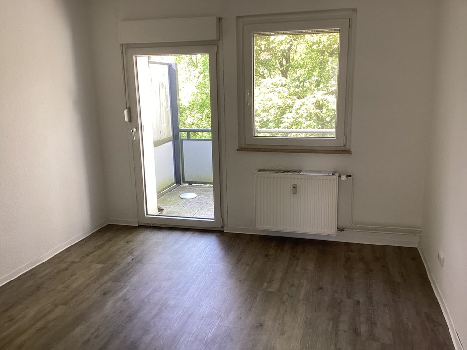 Schön geschnittene 2 Raum Wohnung - Photo 2