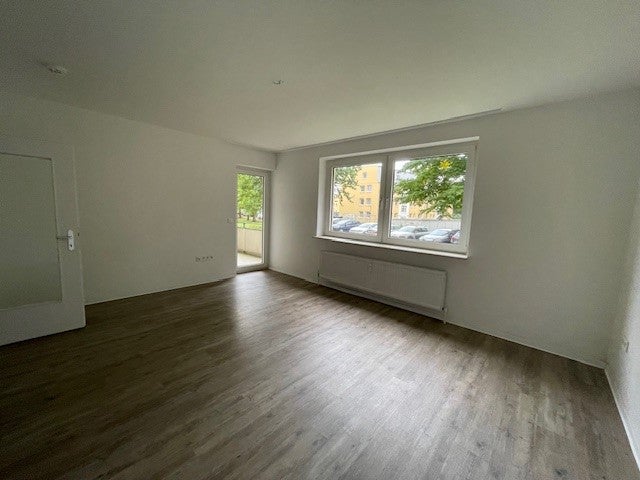 Modernisierte 2 2/2 Zimmer Wohnung mit Balkon zu vermieten! - Foto 3