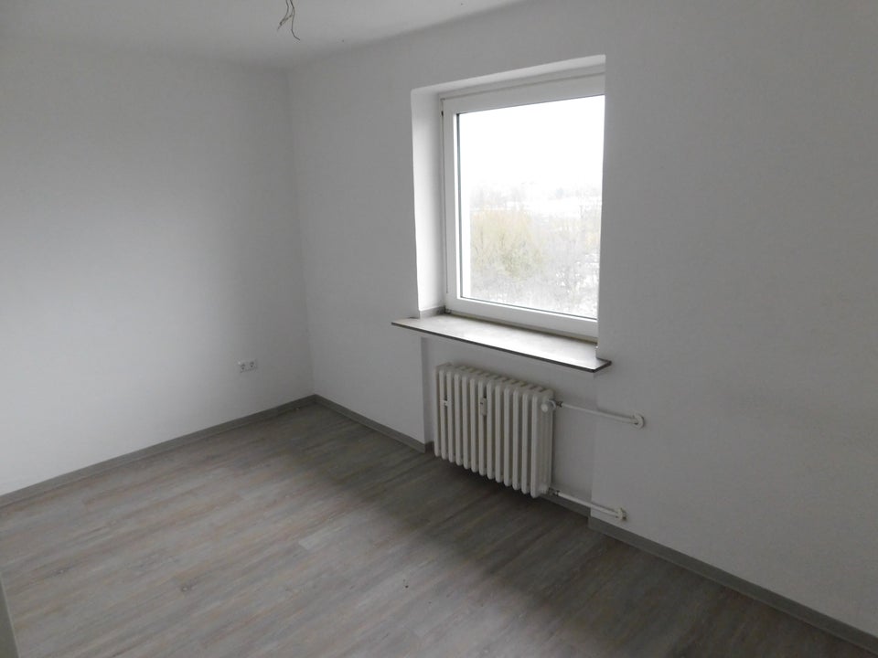 Zum Einzug bereit mit Balkon! Ideal als junge Familie! - Foto 2