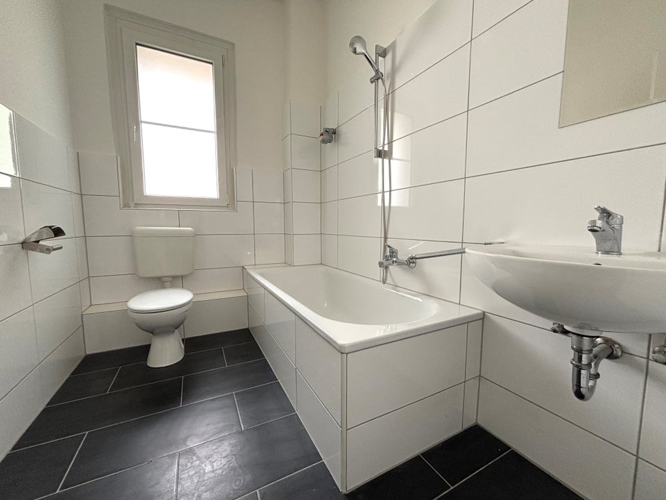 Traumwohnung: wunderschöne 2-Zimmer Wohnung direkt am Wald! - Photo 3