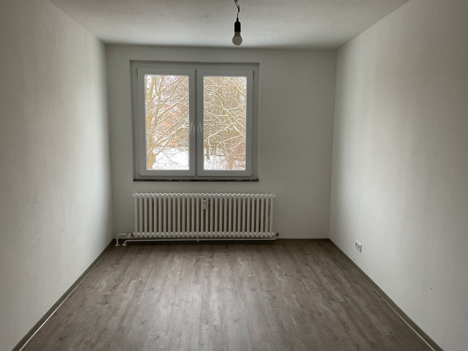 Gut geschnittene 3-Zimmer Wohnung mit Balkon - Foto 3