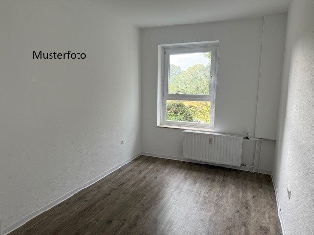 Die gefällt mir: günstige 3,5-Zimmer-Wohnung - Photo 2
