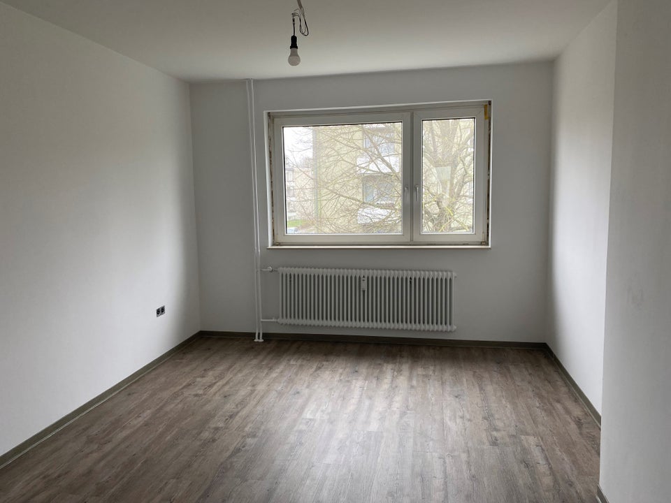 Helle 2,5-Zimmer-Wohnung in Hemelingen - Photo 1