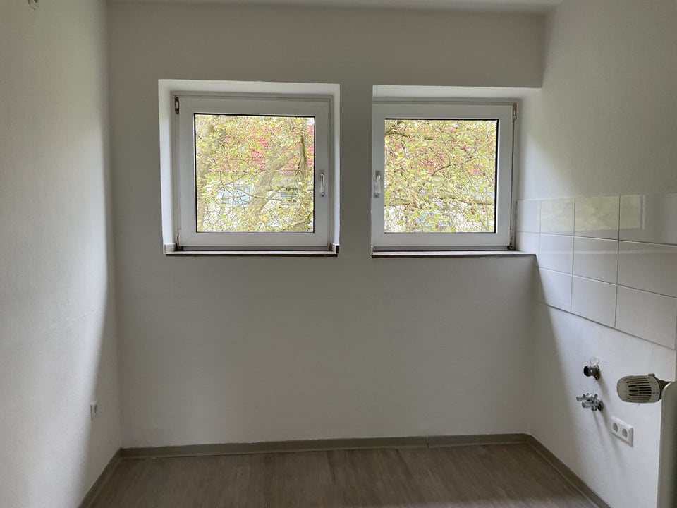 Ihre neue Wohnung: günstige 3-Zimmer-Wohnung - Foto 2