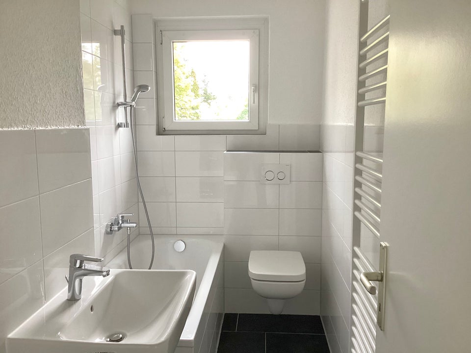 Tageslichtbad - top modernisiert! - Foto 5