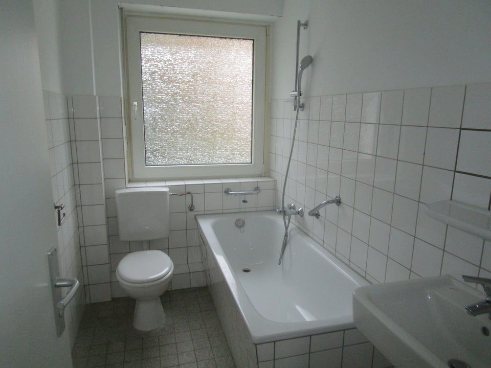2-Zimmer-Wohnung mit kleiner Terrasse im EG - Photo 2